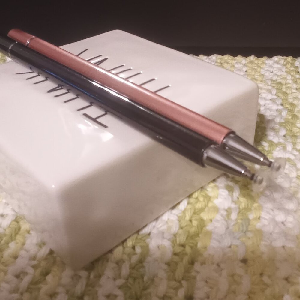 Stylus - Picture 2 of 3